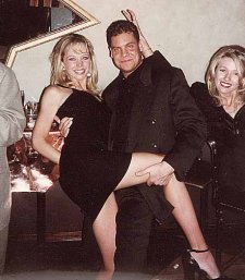 keny96a.jpg (16609 bytes)